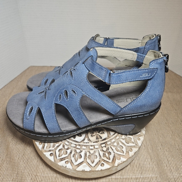 JBU Northstar Laser Cut Wedge Sandals Navy Blue Size 10 Medium EUC - Picture 8 of 12